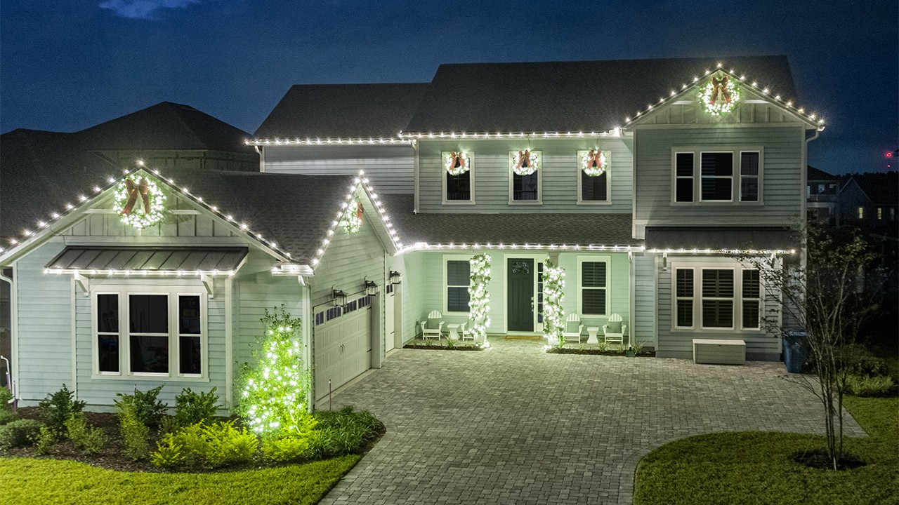 Holiday Lighting Services in South Houston-Pasadena-La Porte