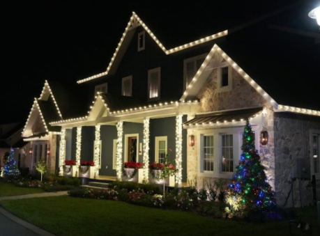 Residential holiday lighting installation by Humbug